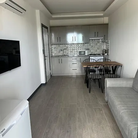 Azra Luxury With Pool For 3 People *